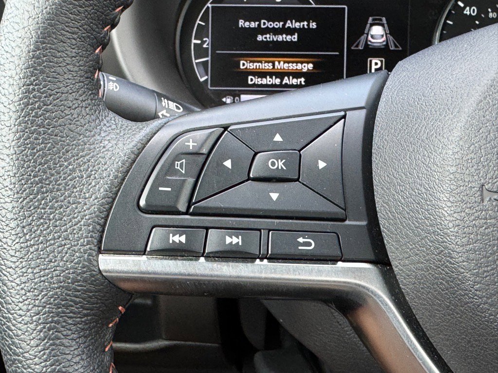 Used 2023 Nissan Kicks SR w/ Interior Electronics Package image 17