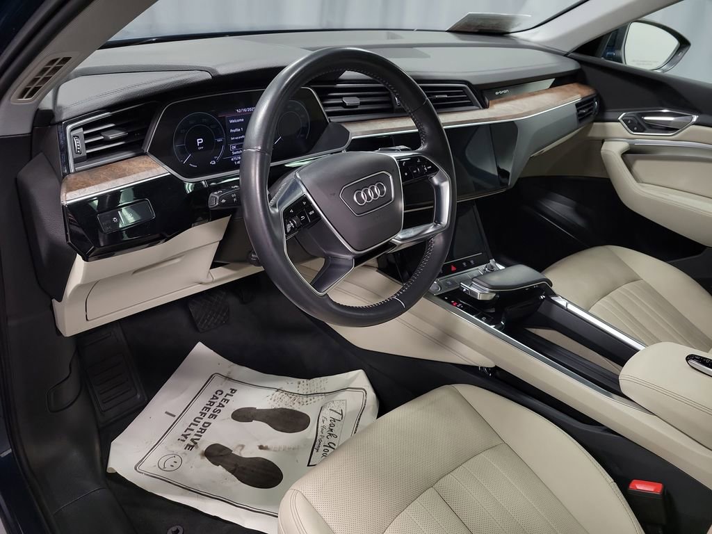 Used 2019 Audi e-tron Premium Plus image 13