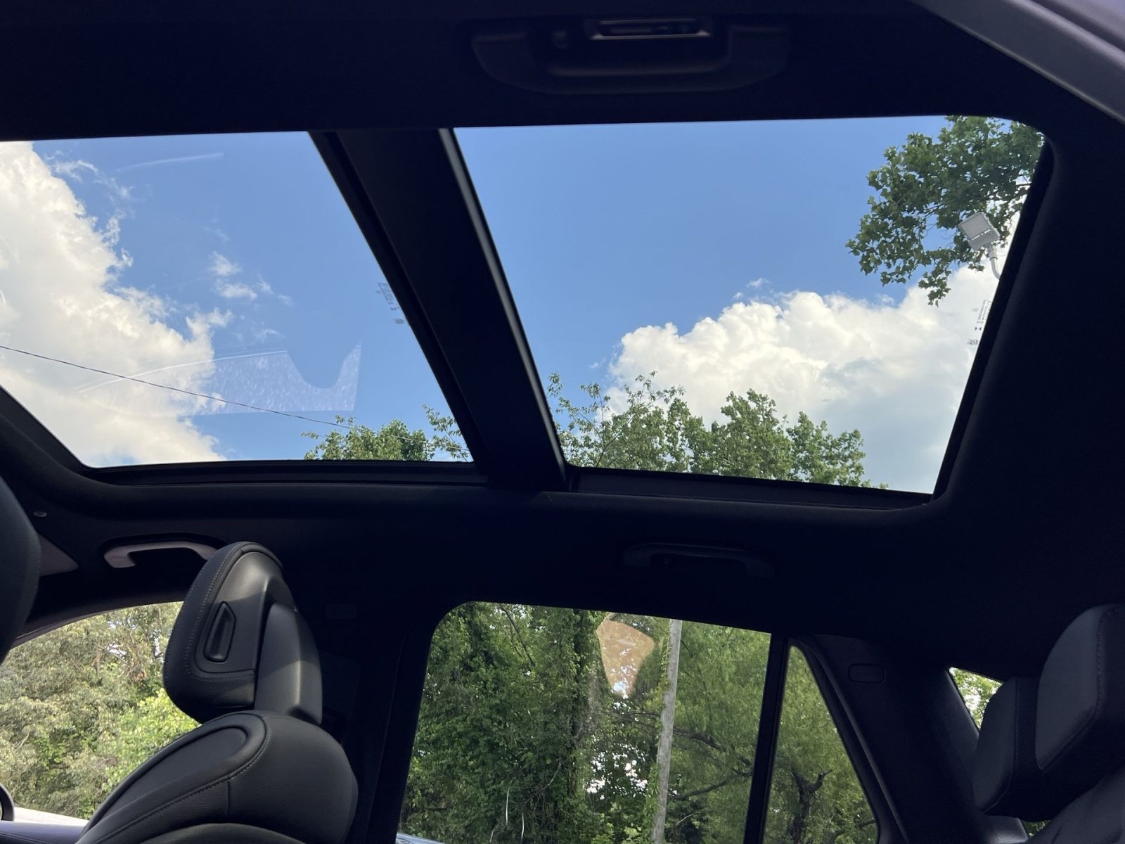 New 2026 Mercedes-Benz GLC 300 4MATIC image 29