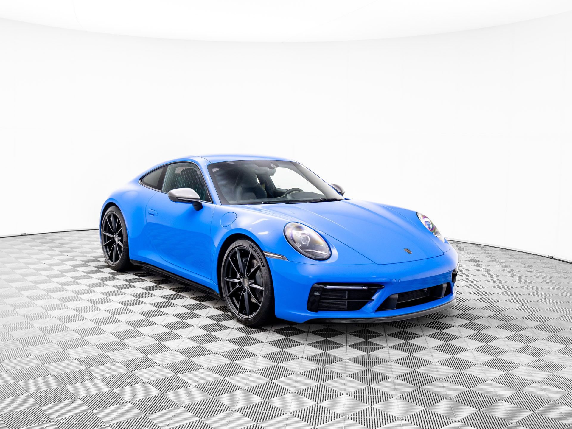 Certified 2024 Porsche 911 Carrera T image 6