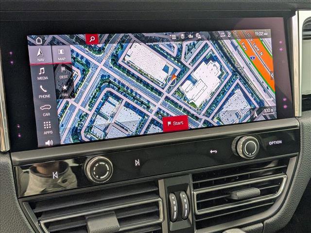 Certified 2025 Porsche Macan Turbo image 18