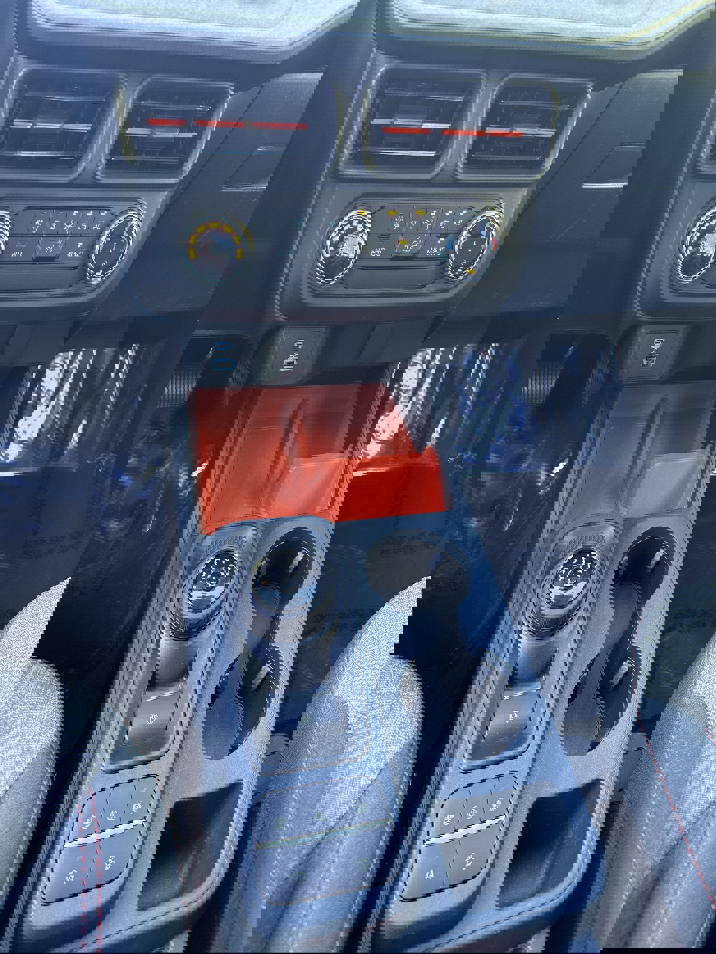 Used 2023 Ford Maverick XLT w/ Equipment Group 300A Standard image 16