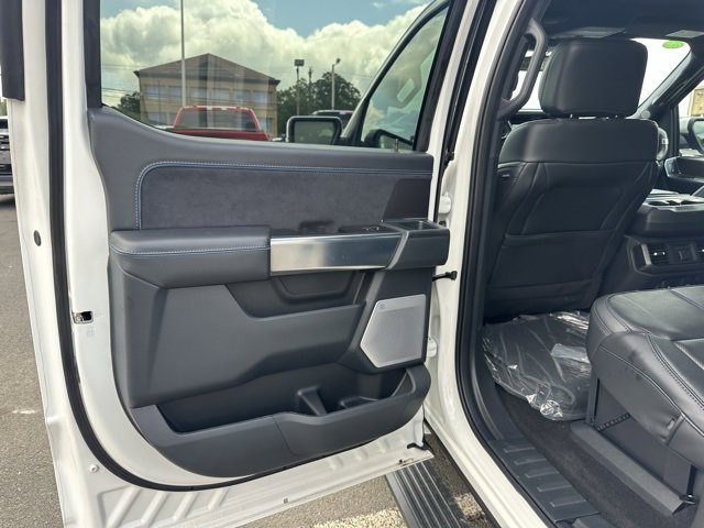 New 2025 Ford F150 Platinum w/ Equipment Group 702A High image 22