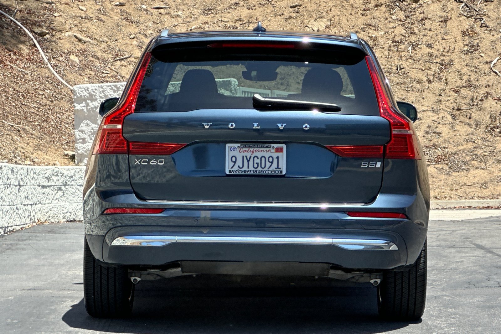 Certified 2023 Volvo XC60 B5 Plus w/ Protection Package Premier FWD image 5