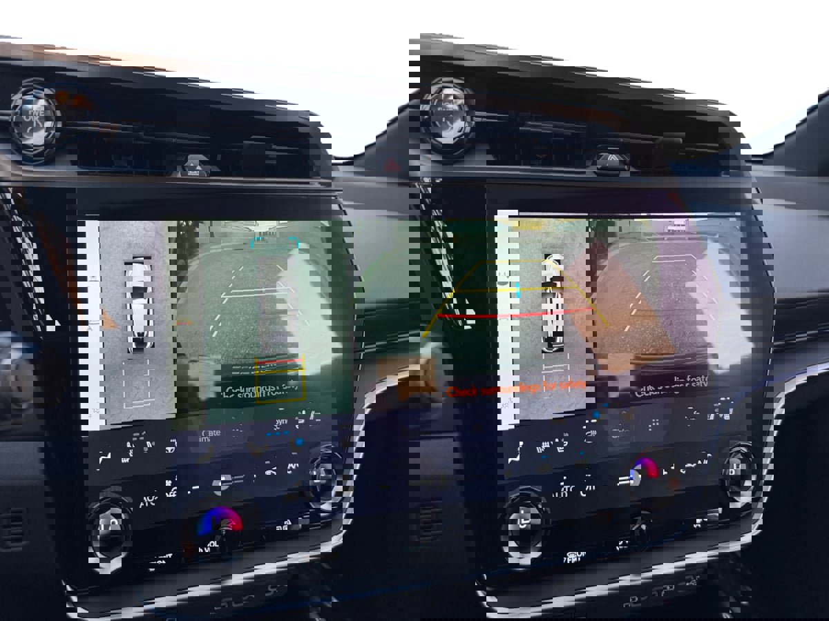 Used 2023 Lexus RZ 450e Premium w/ Technology Package image 13