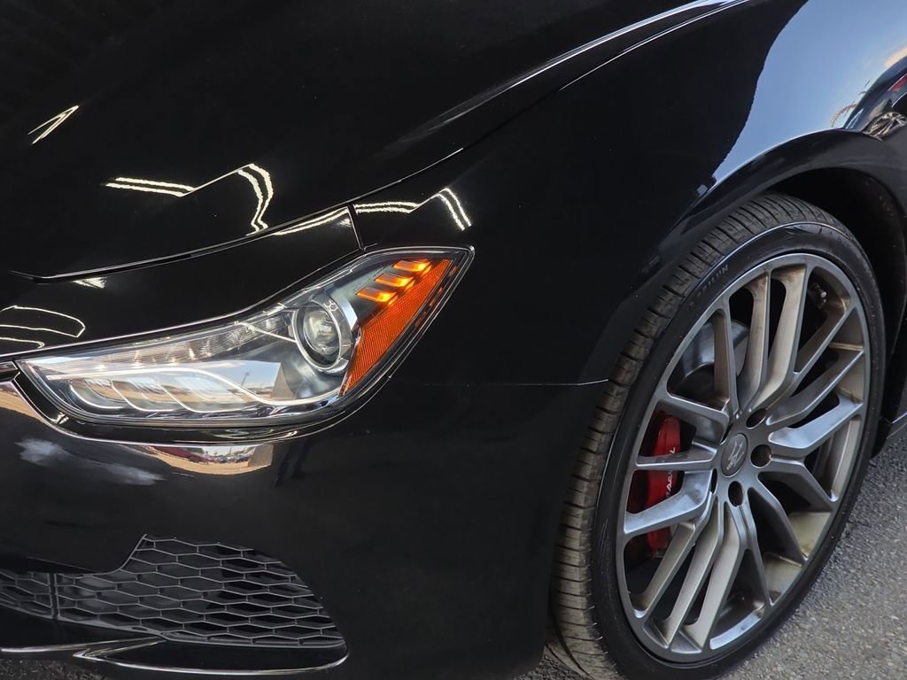 Used 2017 Maserati Ghibli RWD image 25