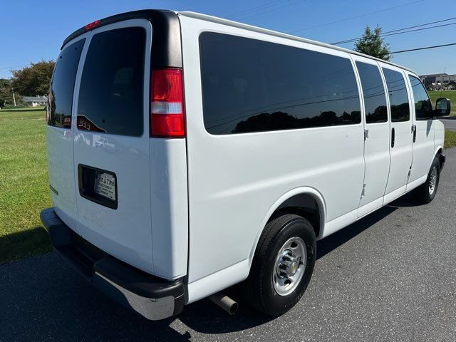 Used 2025 Chevrolet Express 3500 LT w/ LT Preferred Equipment Group RWD image 8