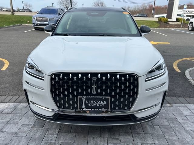 Used 2025 Lincoln Corsair Reserve image 7