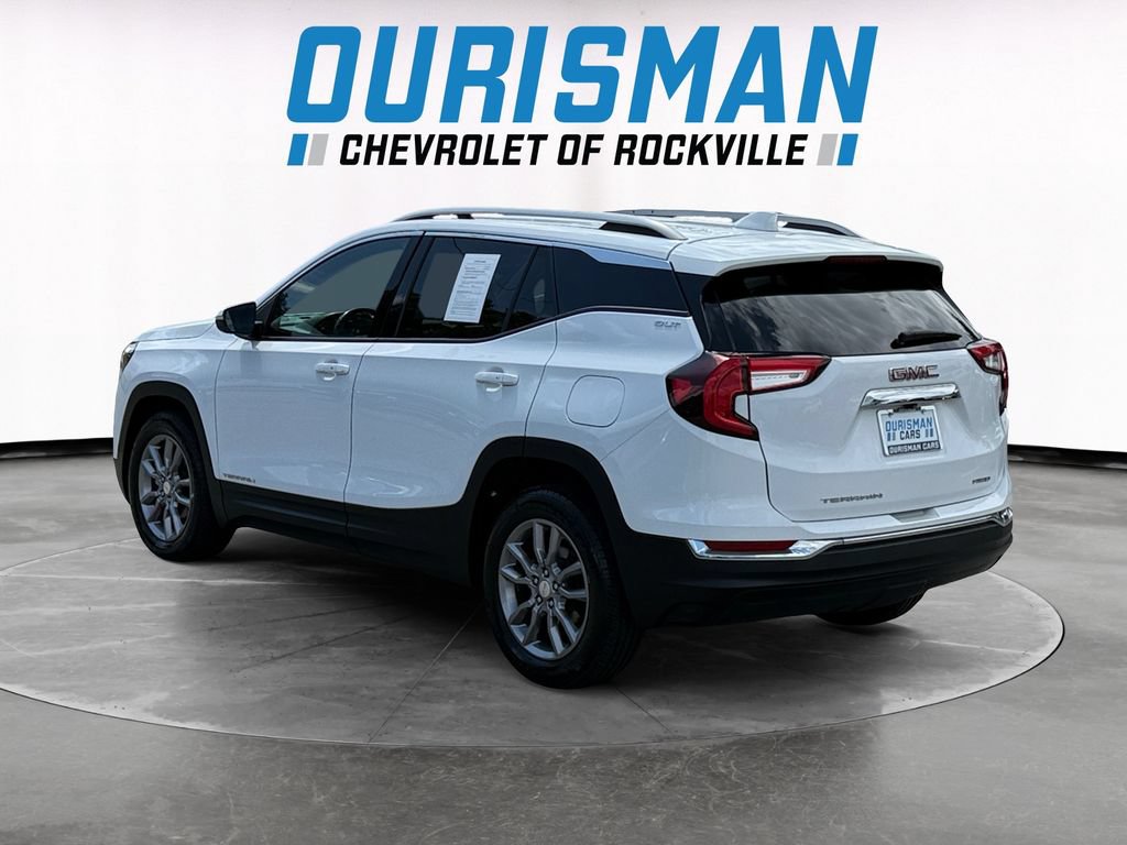 Used 2022 GMC Terrain SLT AWD/4WD image 4
