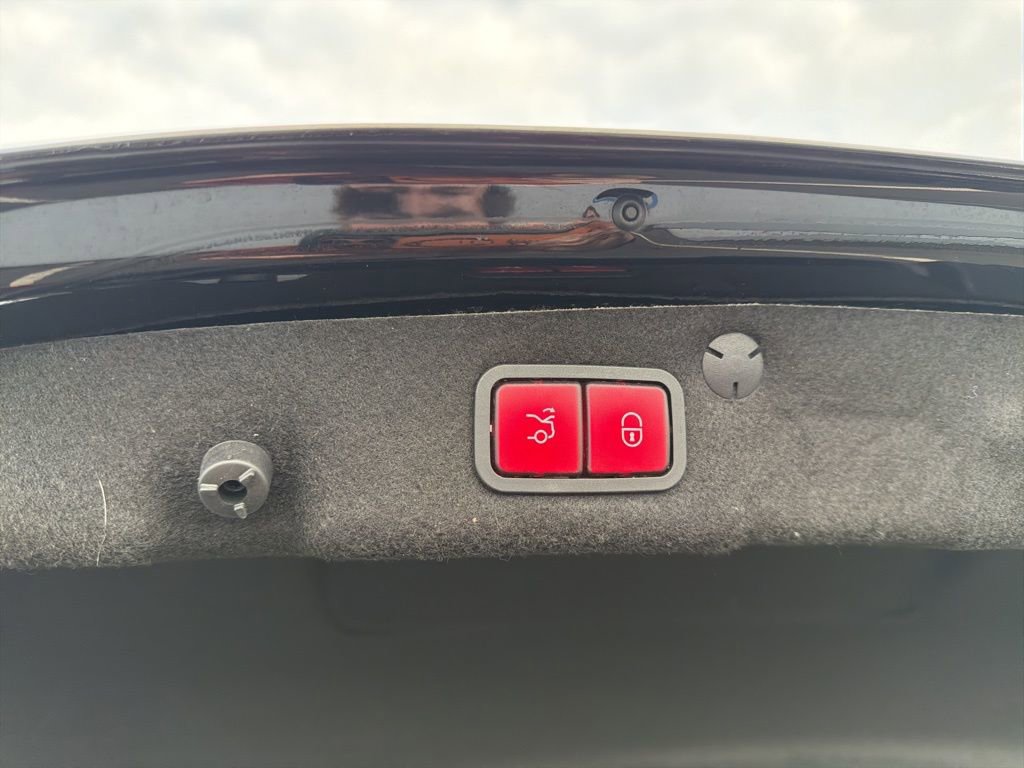 Used 2021 Mercedes-Benz C 300 Sedan image 22