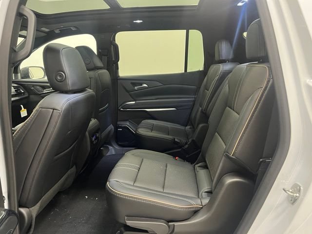 New 2026 Chevrolet Traverse High Country AWD/4WD image 15