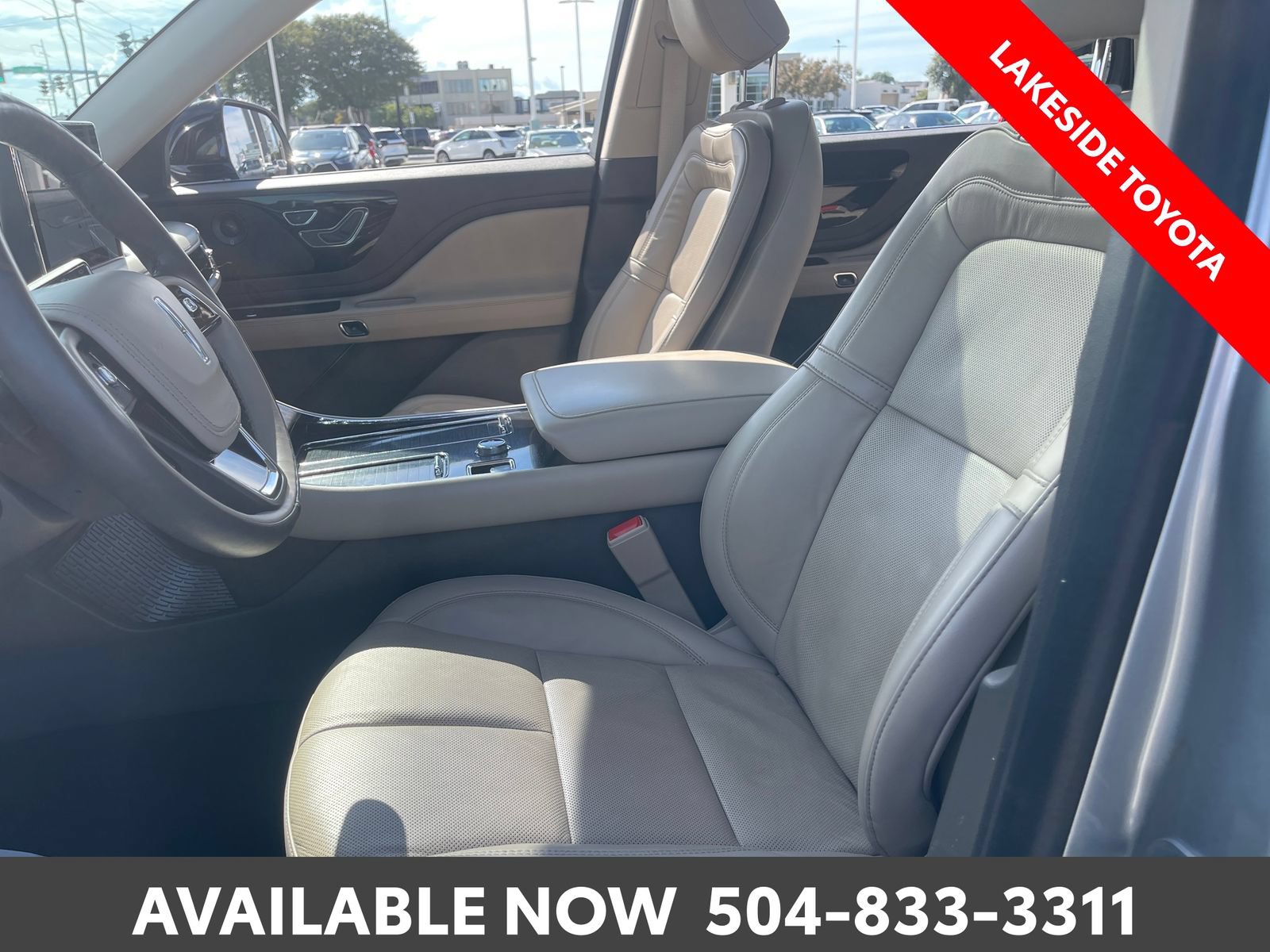 Used 2023 Lincoln Aviator Reserve w/ Equipment Group 201A RWD image 28