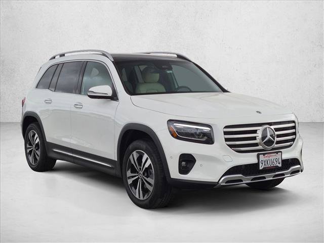 Used 2026 Mercedes-Benz GLB 250 4MATIC image 3