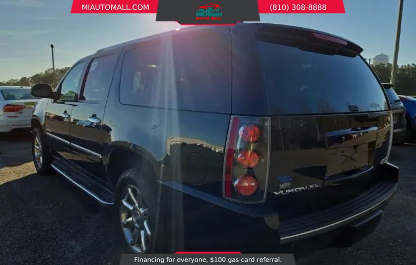 Used 2014 GMC Yukon XL Denali image 4