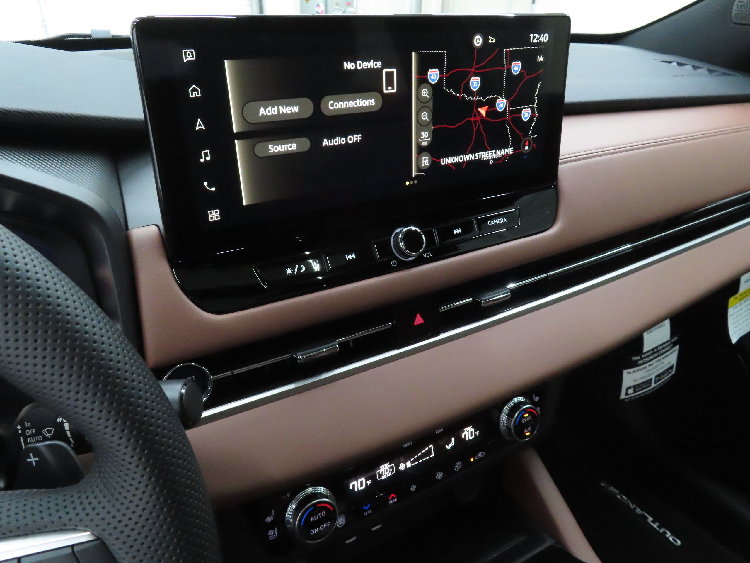 New 2026 Mitsubishi Outlander SEL image 15