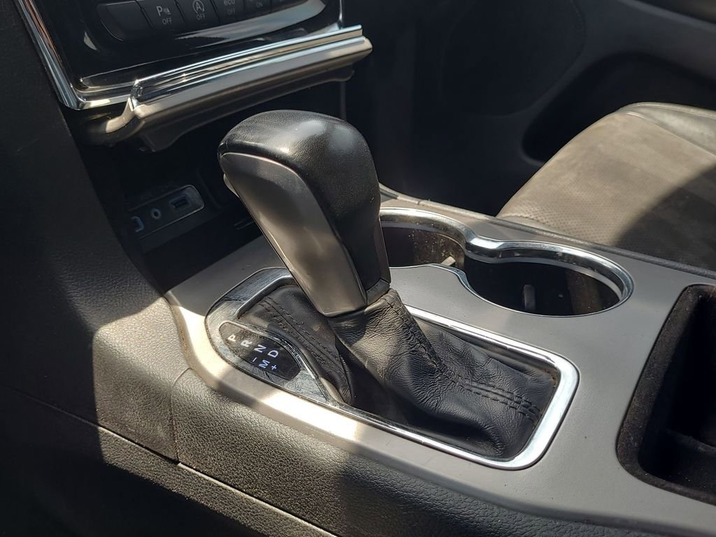 Used 2021 Jeep Grand Cherokee Laredo X RWD image 16