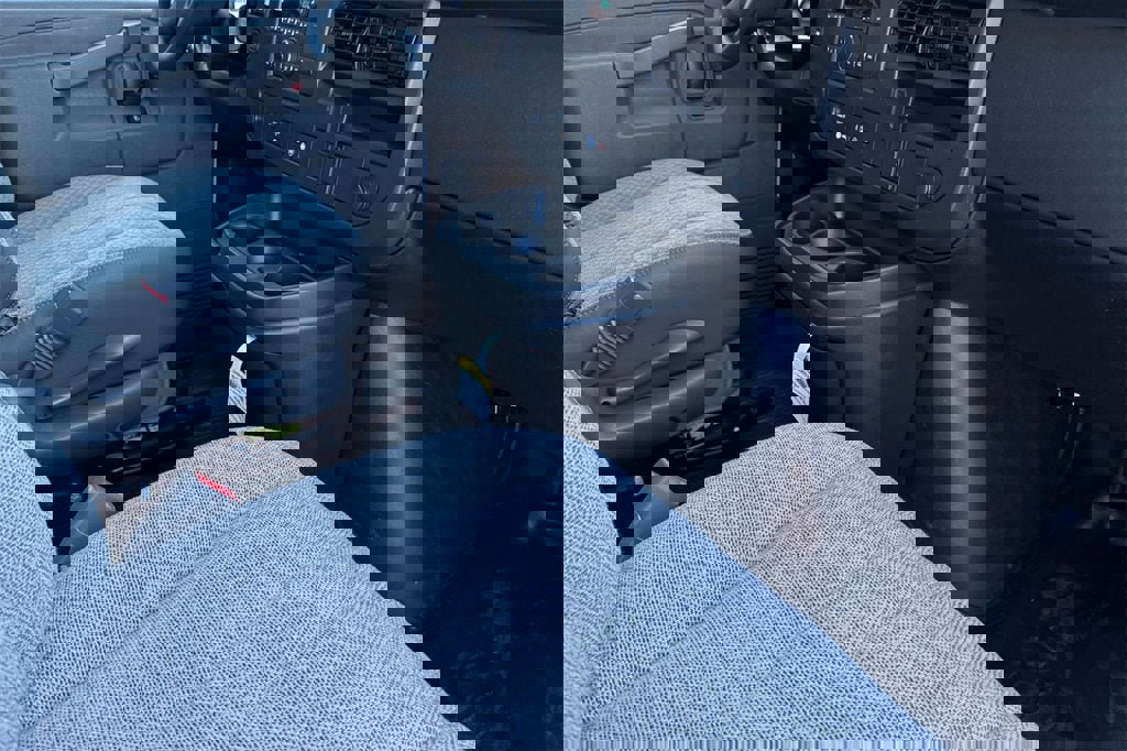 New 2025 Chevrolet Express 2500 w/ Enhanced Convenience Package image 16