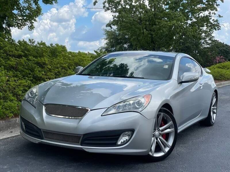 Used 2012 Hyundai Genesis 3.8 RWD image 1