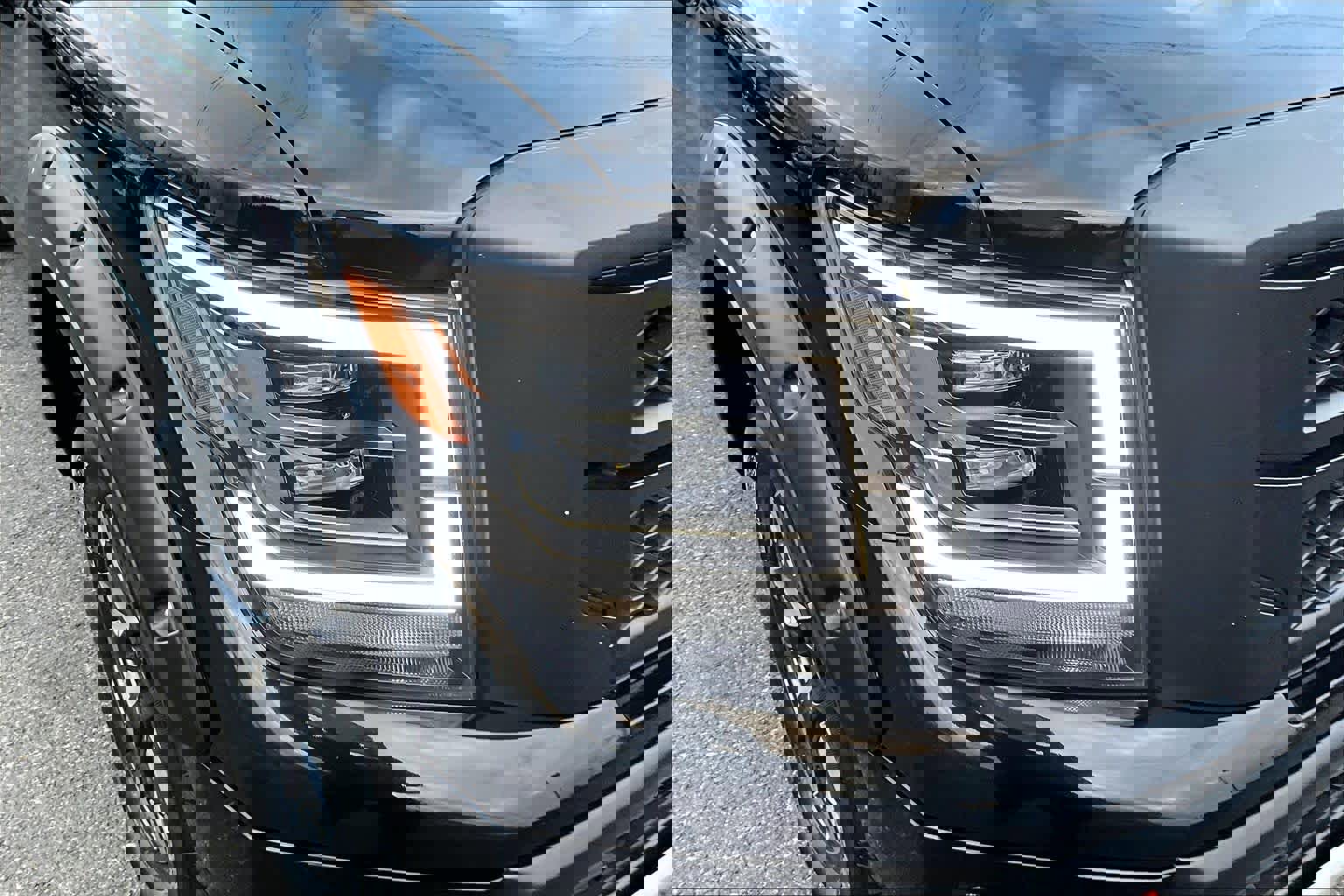 Used 2021 Nissan Titan PRO-4X w/ Pro-4x Convenience Package image 31