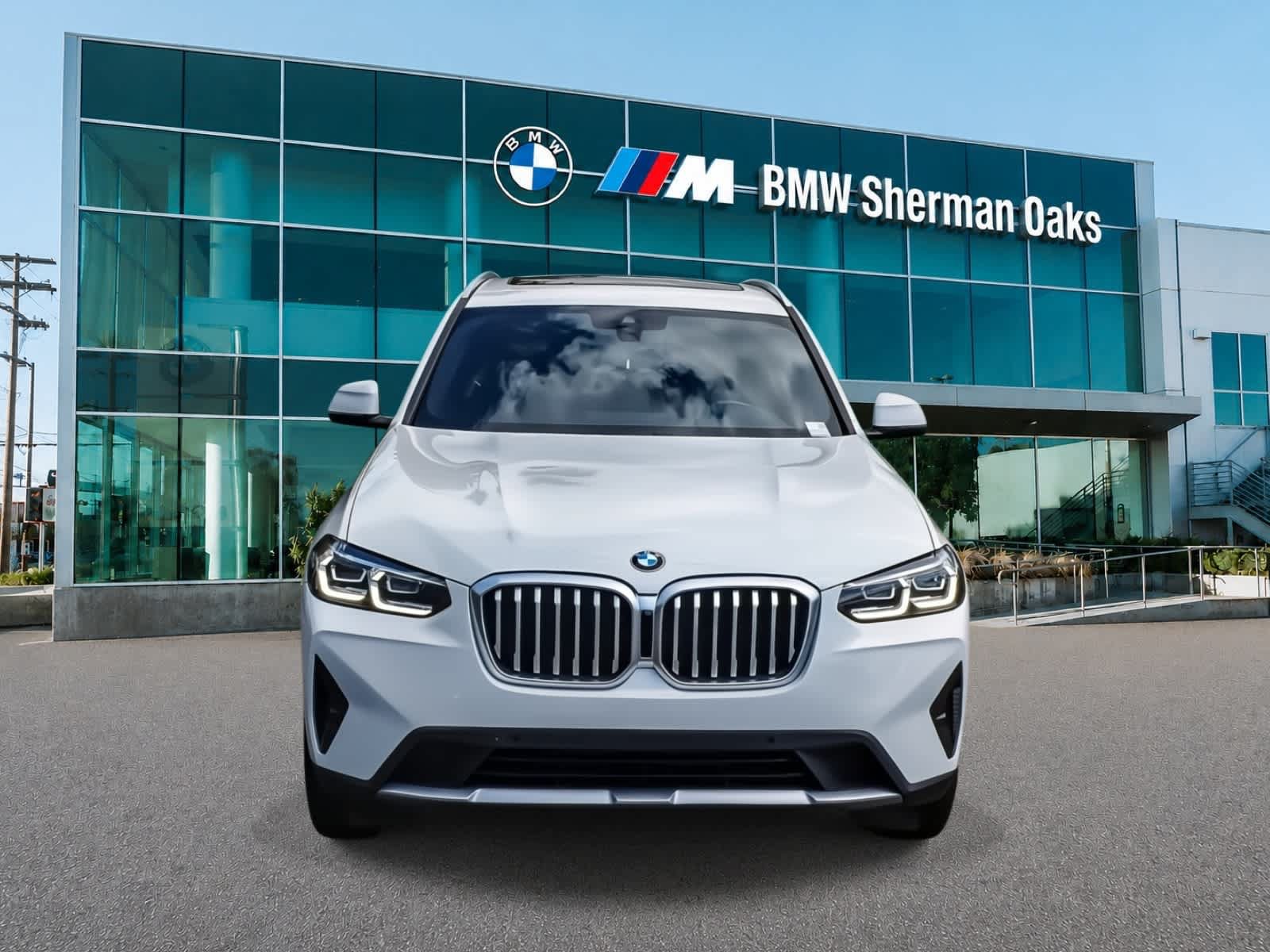 Used 2023 BMW X3 sDrive30i w/ Convenience Package RWD image 2