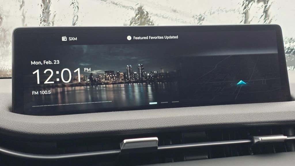 Used 2025 Genesis GV70 2.5T image 29