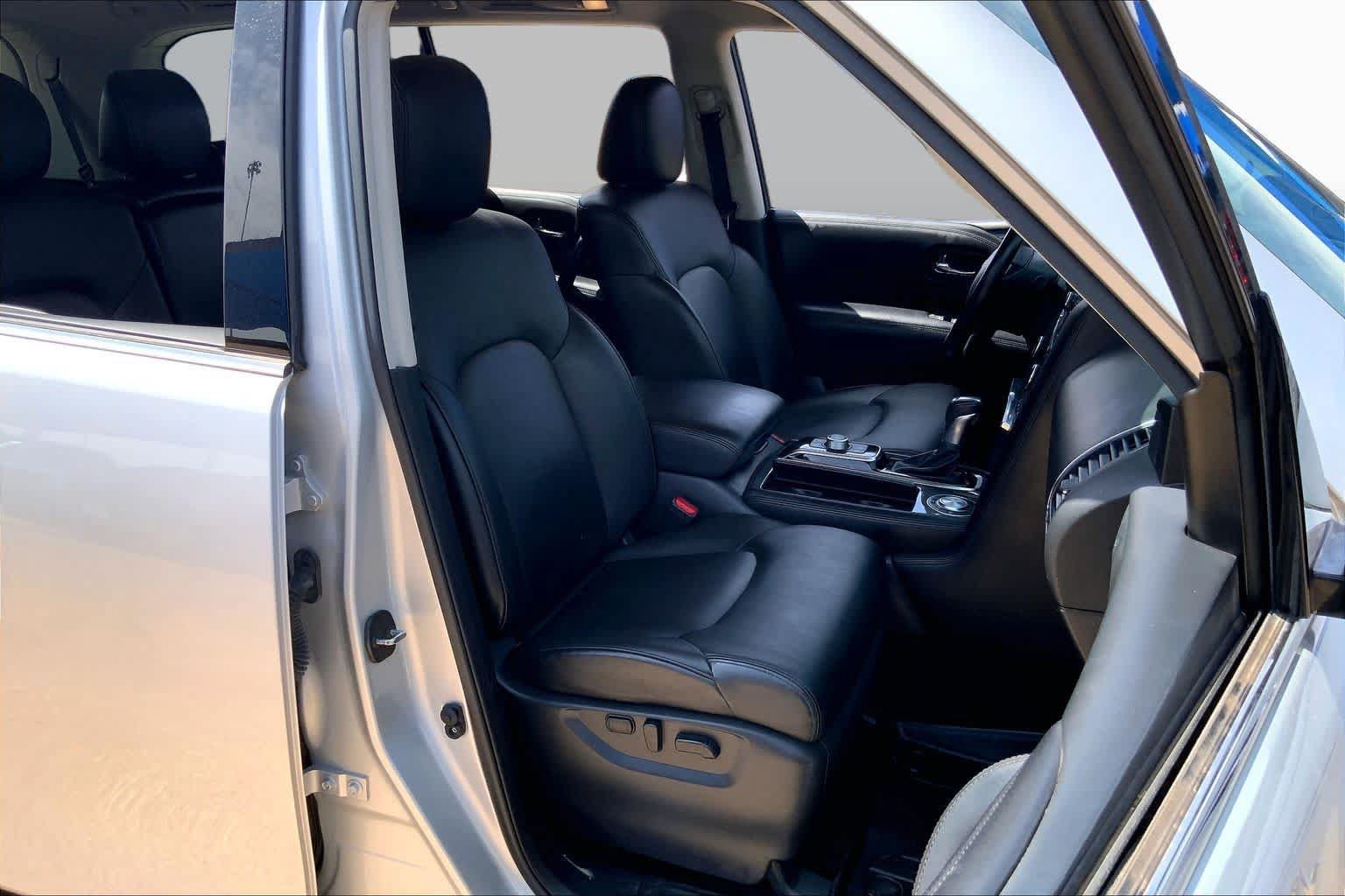 Used 2022 Nissan Armada SV RWD image 8
