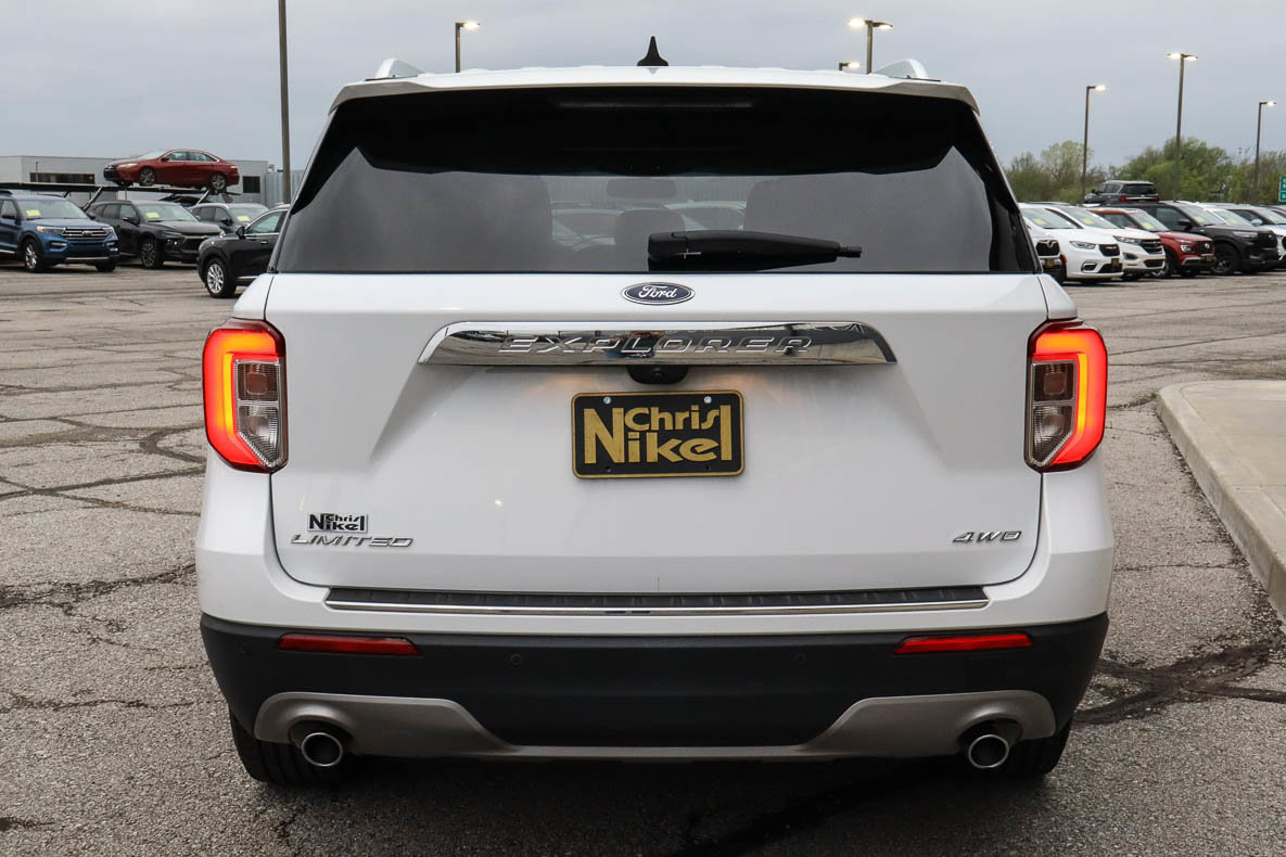 Used 2021 Ford Explorer Limited w/ Equipment Group 301A image 5