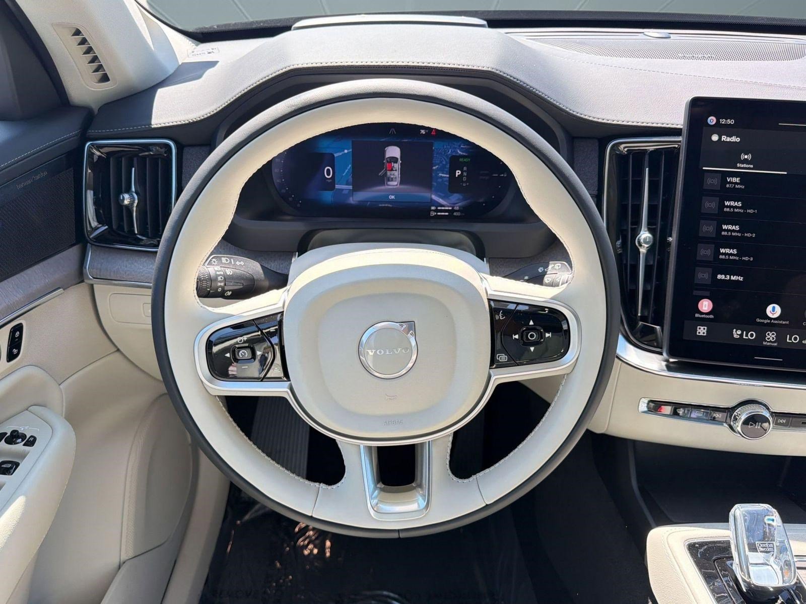 New 2026 Volvo XC90 T8 Ultra w/ Protection Package image 16