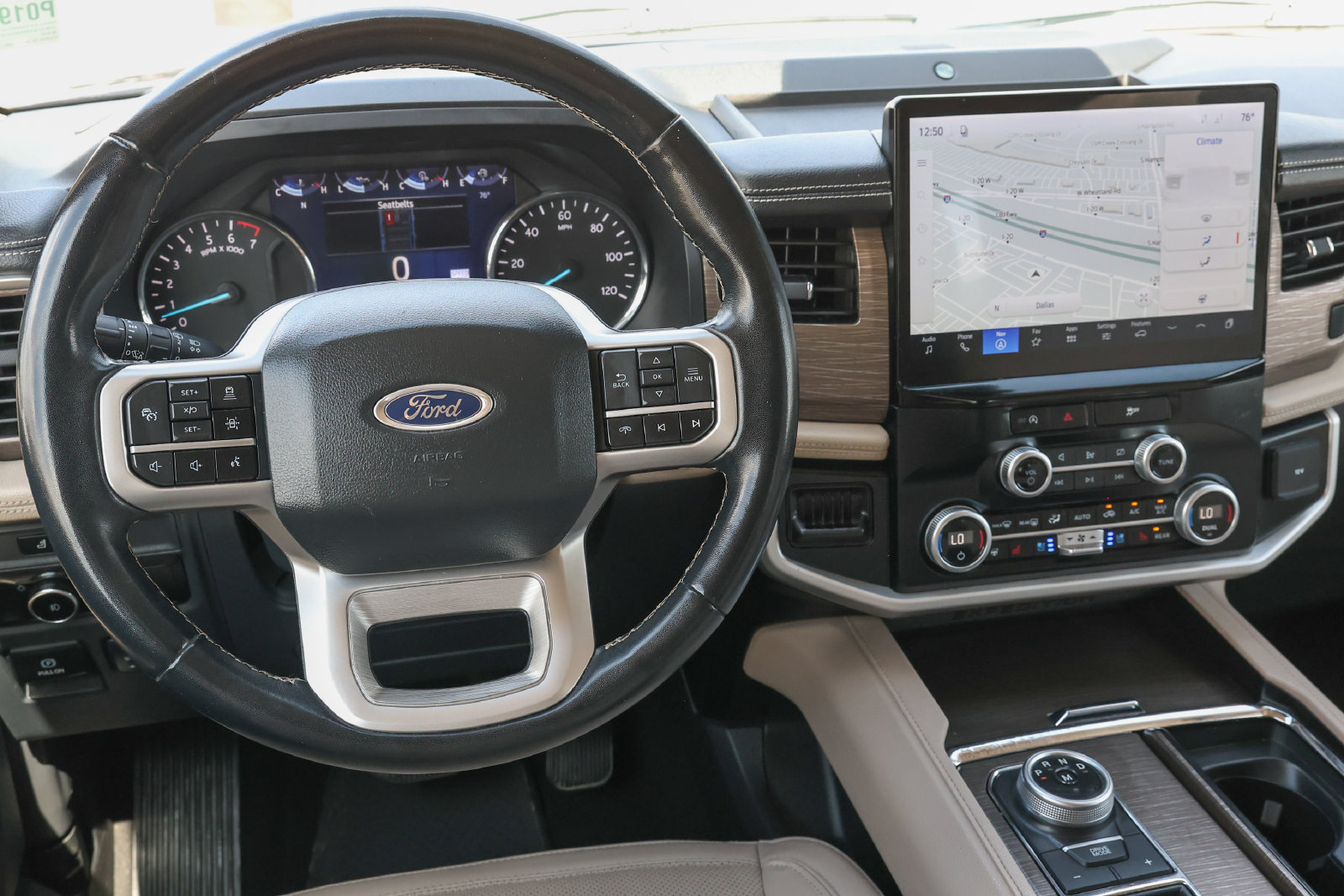 Used 2024 Ford Expedition Limited RWD image 17