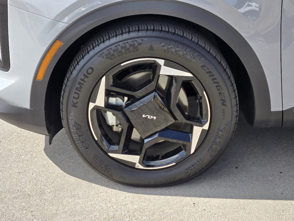 New 2026 Kia Sportage EX image 8