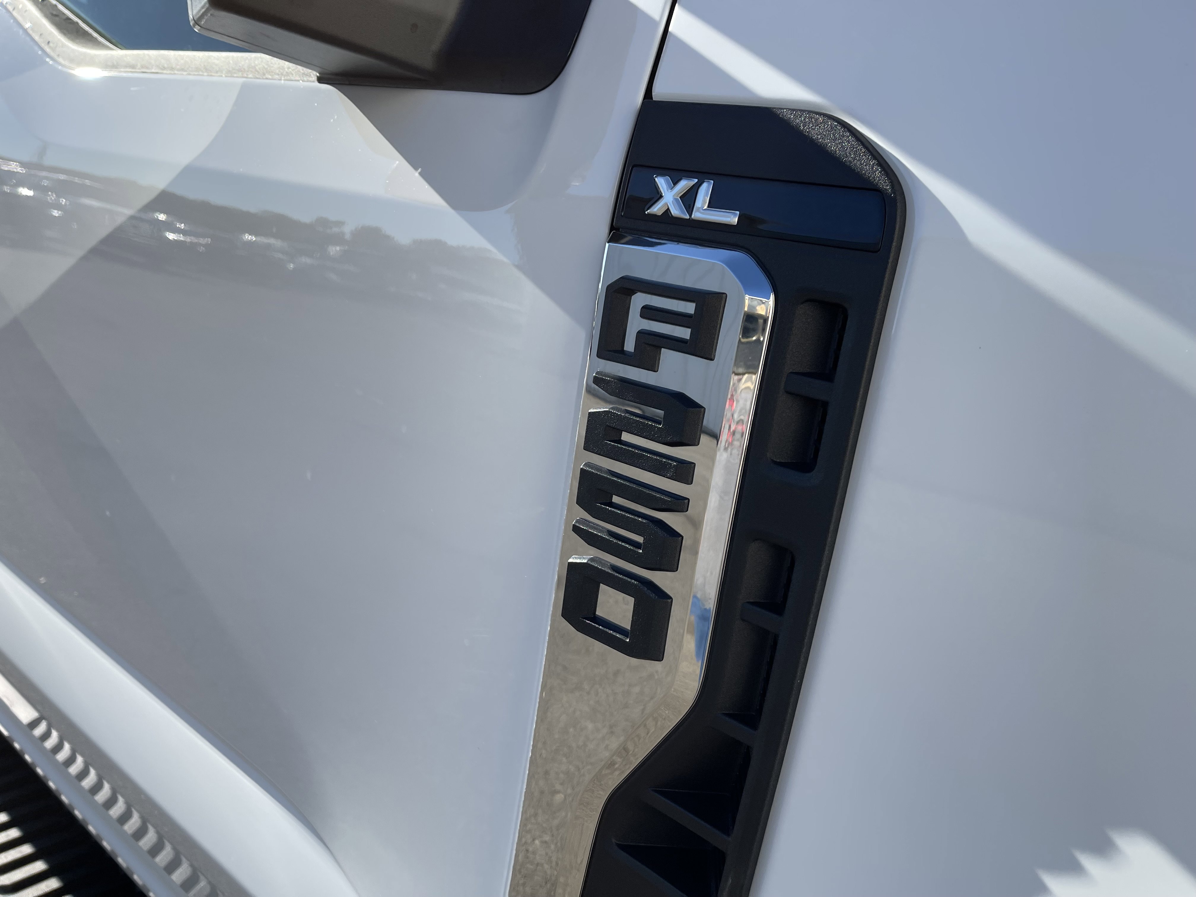 New 2026 Ford F250 XL w/ XL Off-Road Package image 2
