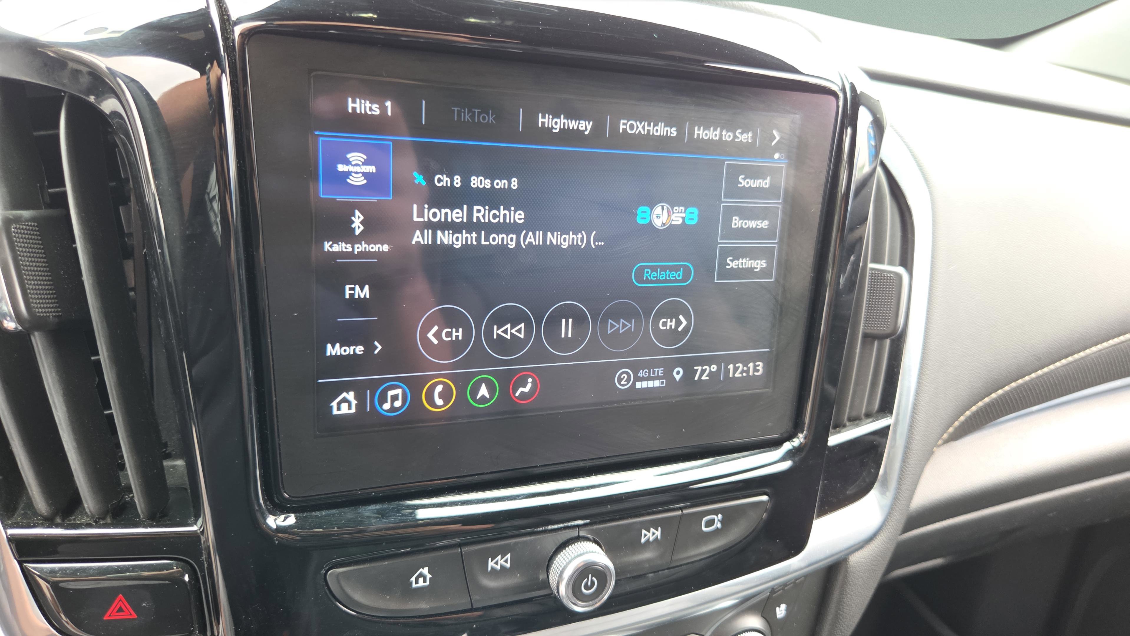 Used 2022 Chevrolet Traverse Premier w/ Redline Edition FWD image 19