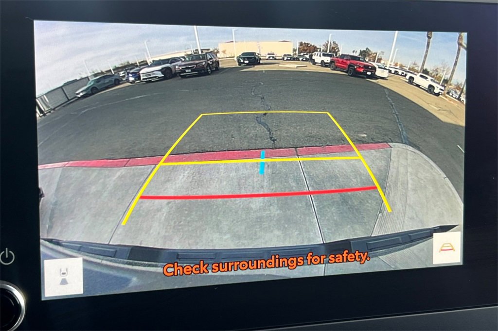 Certified 2025 Toyota Tacoma SR5 image 22