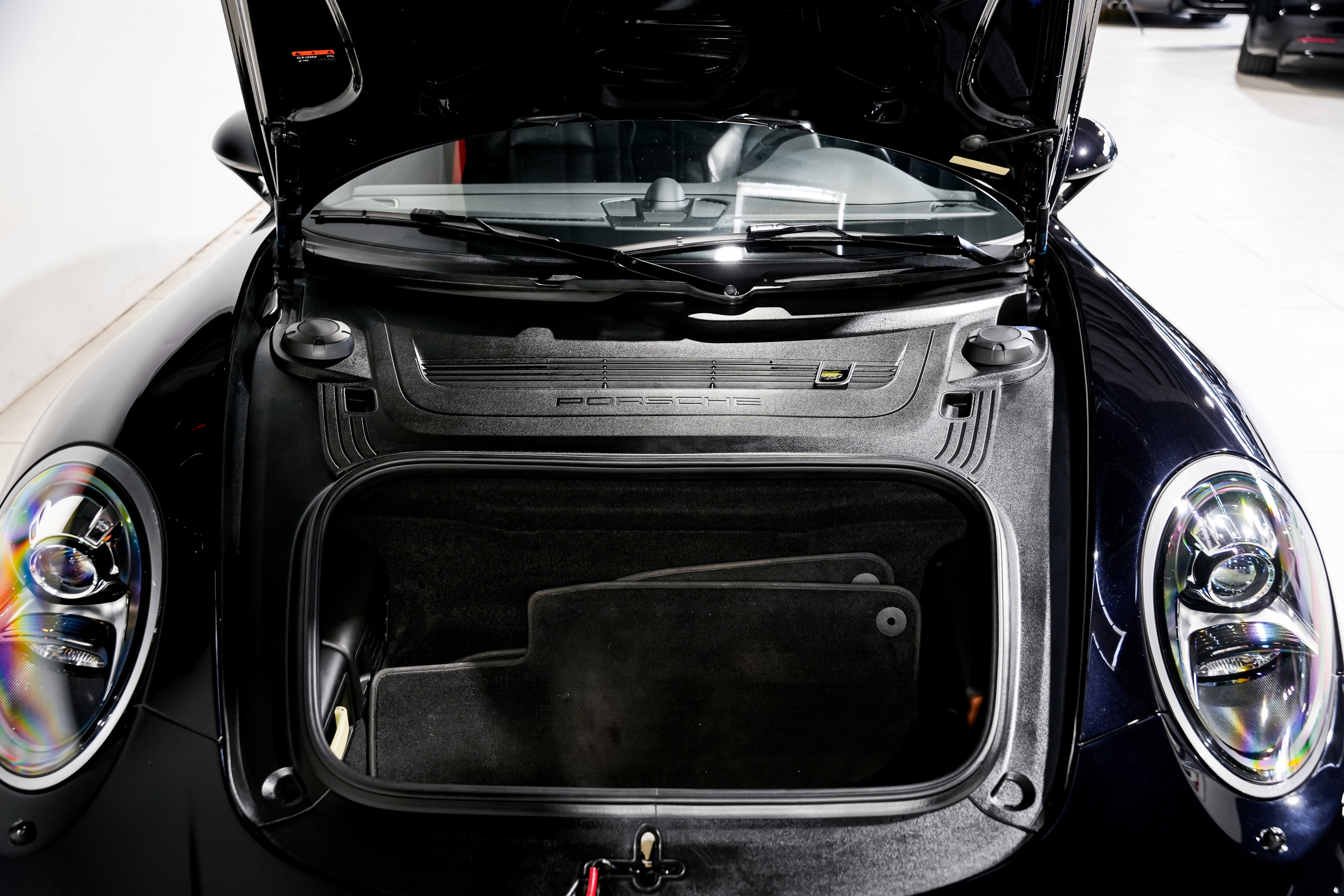 Used 2018 Porsche 911 Carrera GTS image 38
