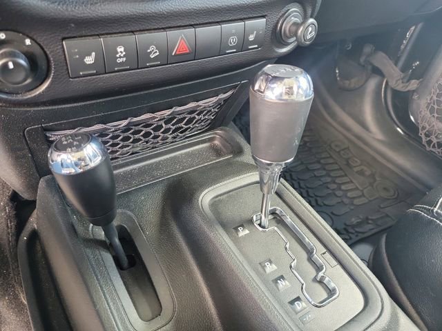 Used 2017 Jeep Wrangler Unlimited Sahara w/ Mopar Chrome Edition Group image 25