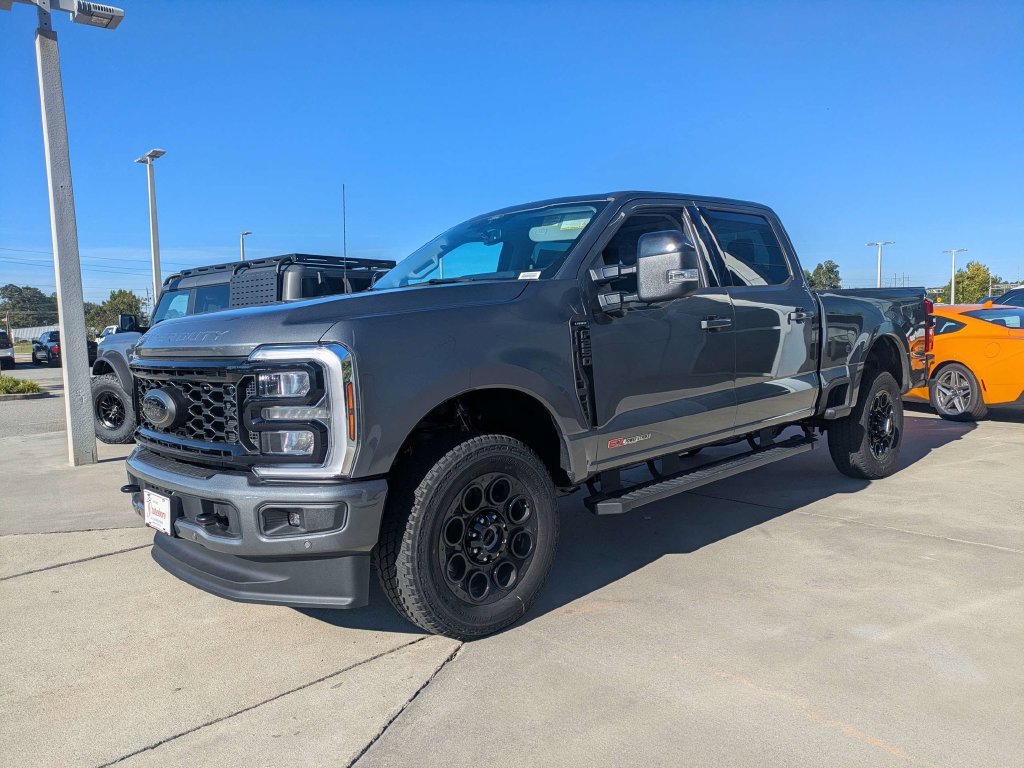 New 2026 Ford F250 Lariat w/ Black Appearance Package AWD/4WD image 8