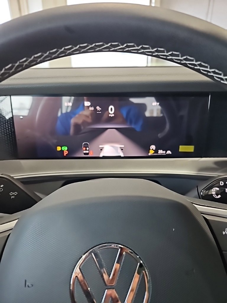 New 2026 Volkswagen Tiguan SE image 34