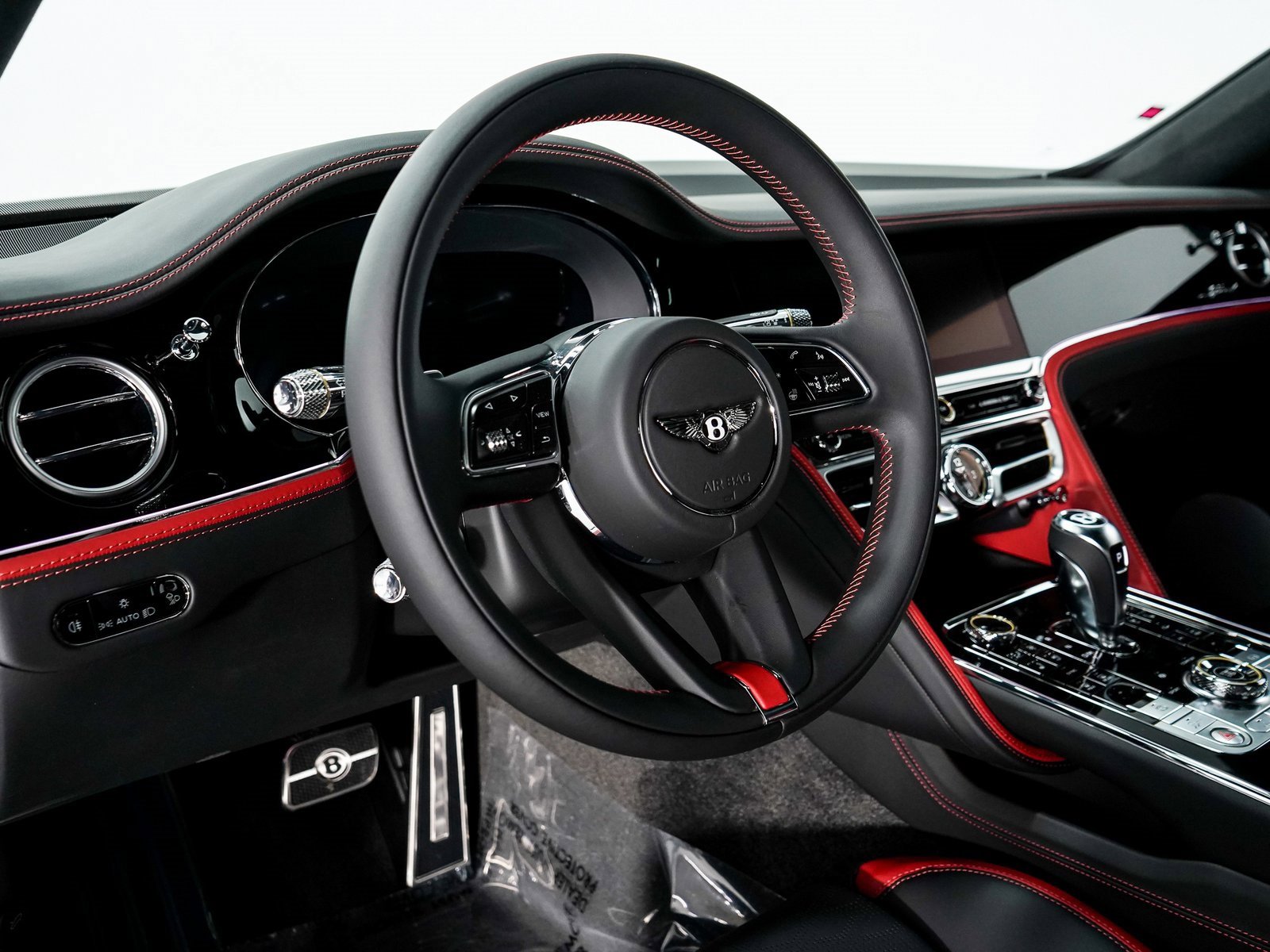 Certified 2025 Bentley Flying Spur Plug-In Hybrid image 14
