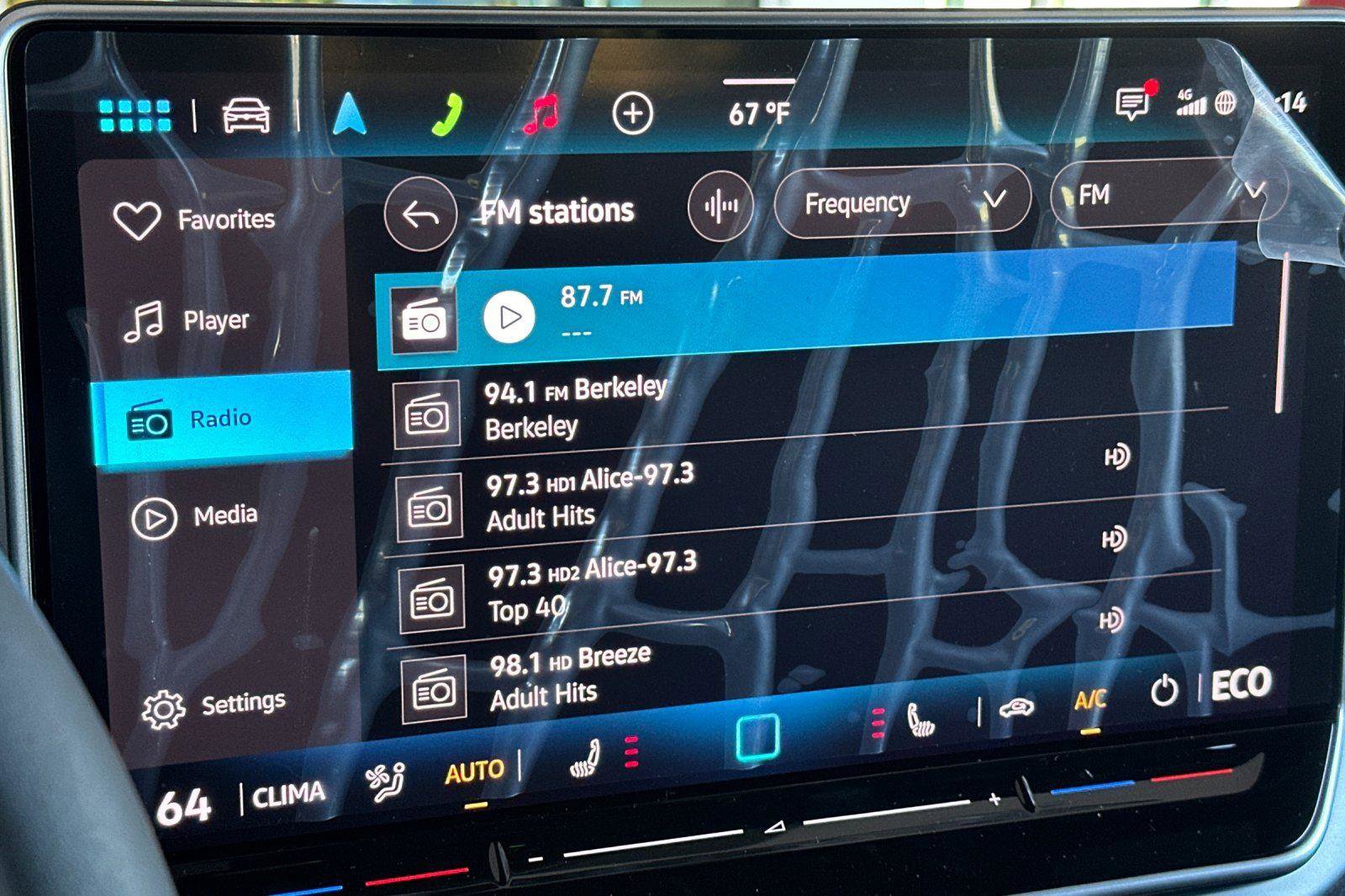 New 2025 Volkswagen ID.4 Pro image 17