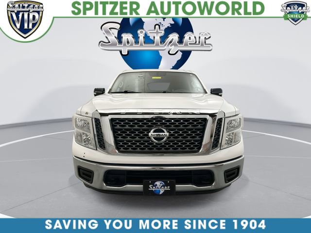 Used 2017 Nissan Titan SV AWD/4WD image 4