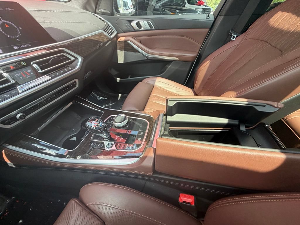 Used 2021 BMW X5 M50i w/ Executive Package AWD/4WD image 24