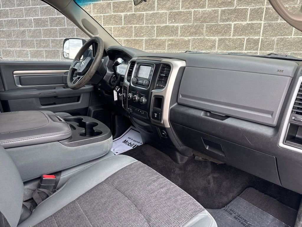 Used 2017 RAM 2500 SLT image 32