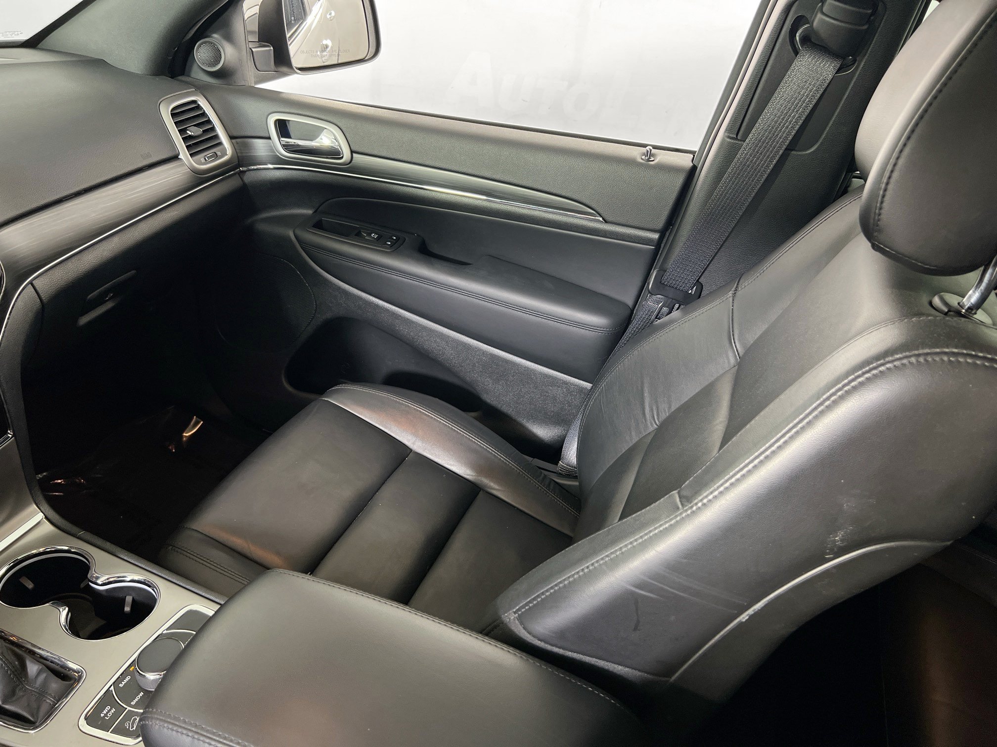 Used 2022 Jeep Grand Cherokee Limited AWD/4WD image 24