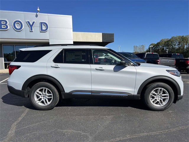 New 2025 Ford Explorer Active image 10