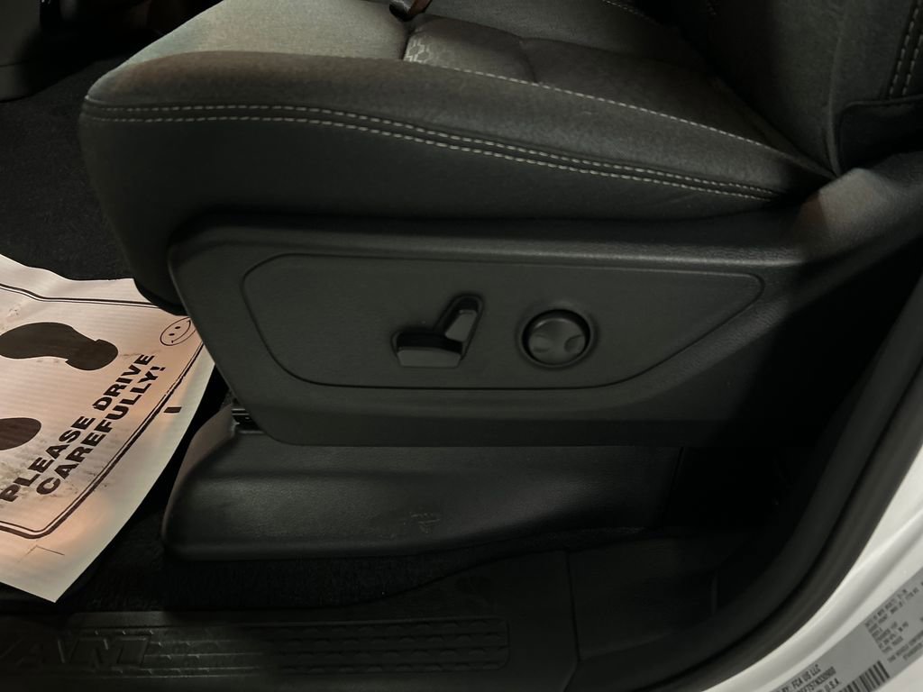 New 2026 RAM 1500 Big Horn AWD/4WD image 11