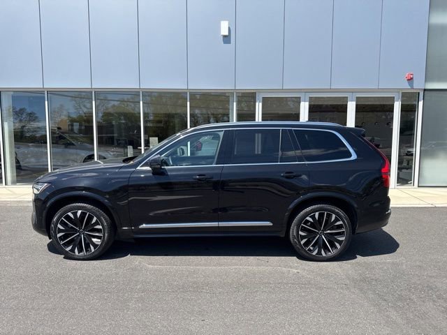 Certified 2025 Volvo XC90 B5 Plus AWD/4WD image 2