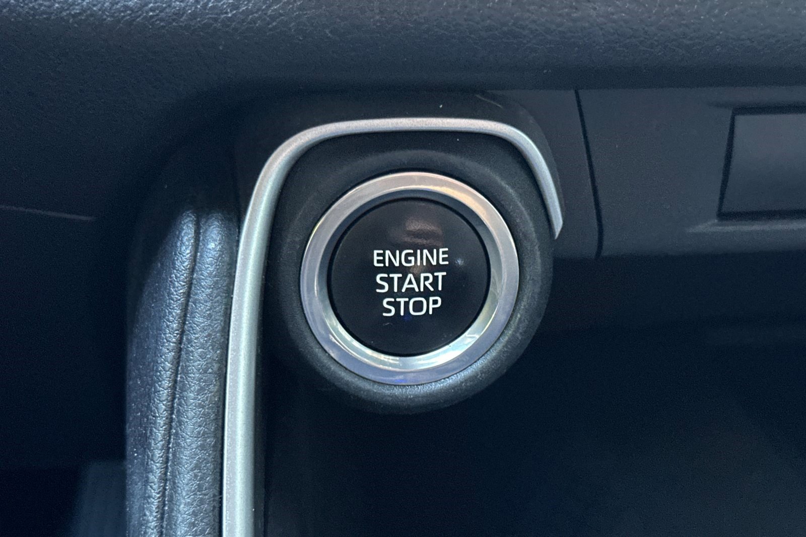 Used 2024 Toyota Grand Highlander XLE FWD image 28