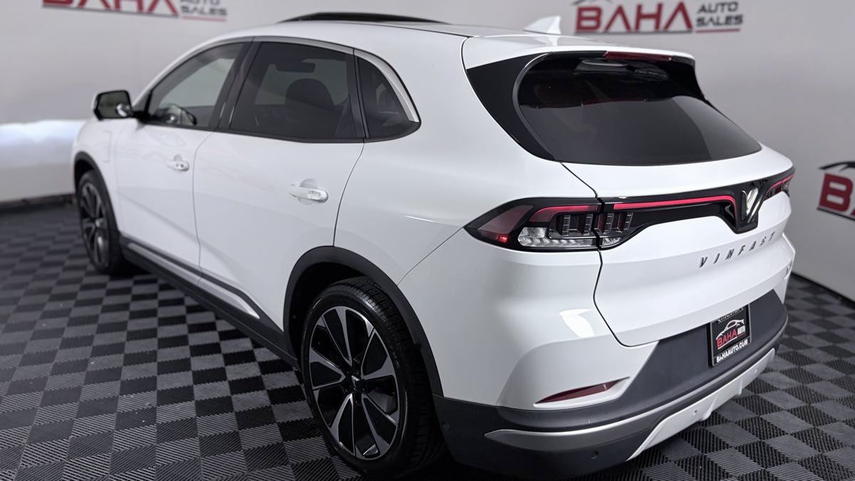 Used 2024 VinFast VF 8 Plus AWD/4WD image 5
