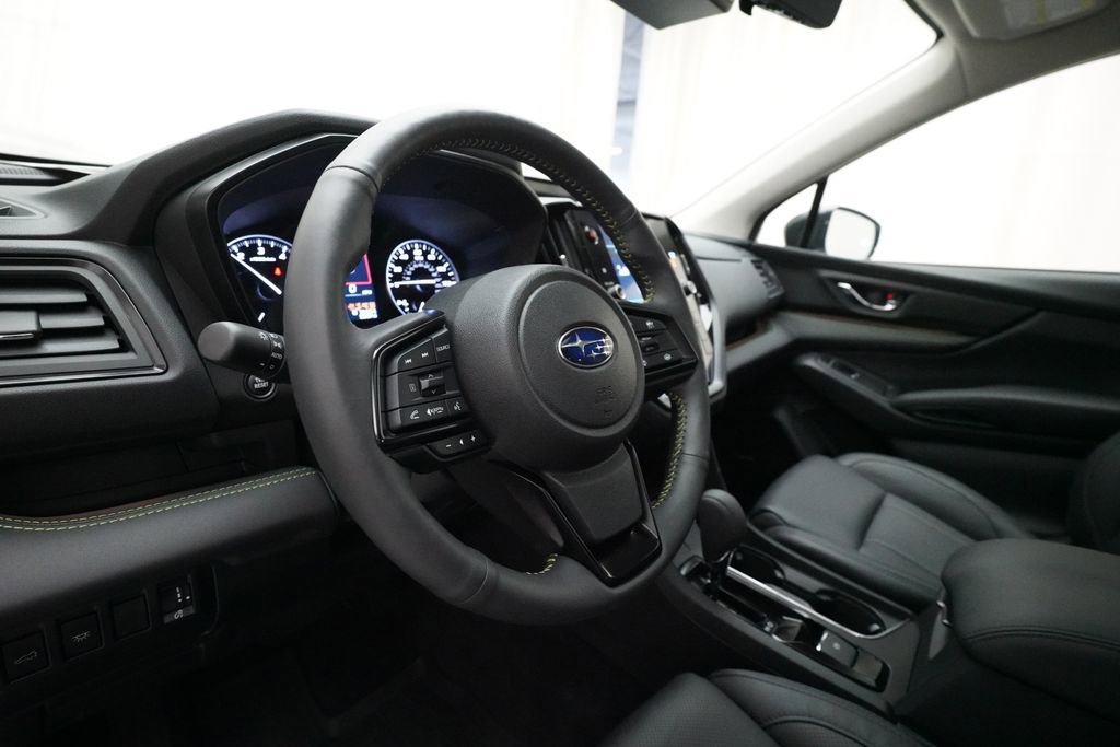 Certified 2025 Subaru Ascent Bronze Edition AWD/4WD image 8