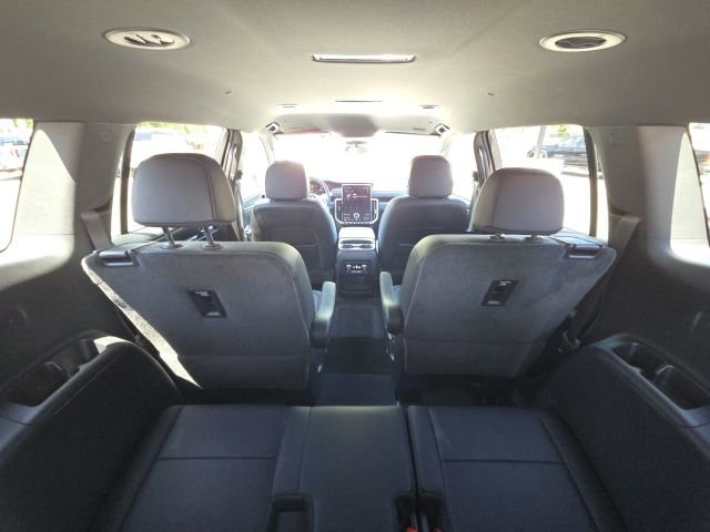 Used 2025 GMC Acadia Elevation w/ Elevation Premium Package image 14
